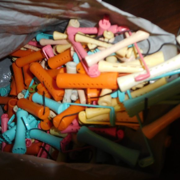 Assorted Perm Curlers - Picture 7 of 7